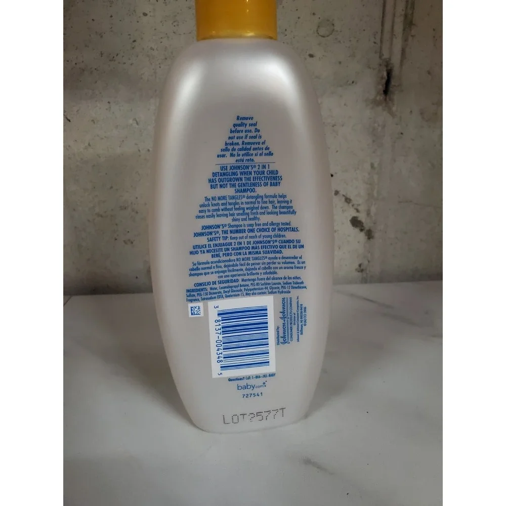 Johnsons Baby 2in1 formula Detangling Shampoo 13 oz no tears